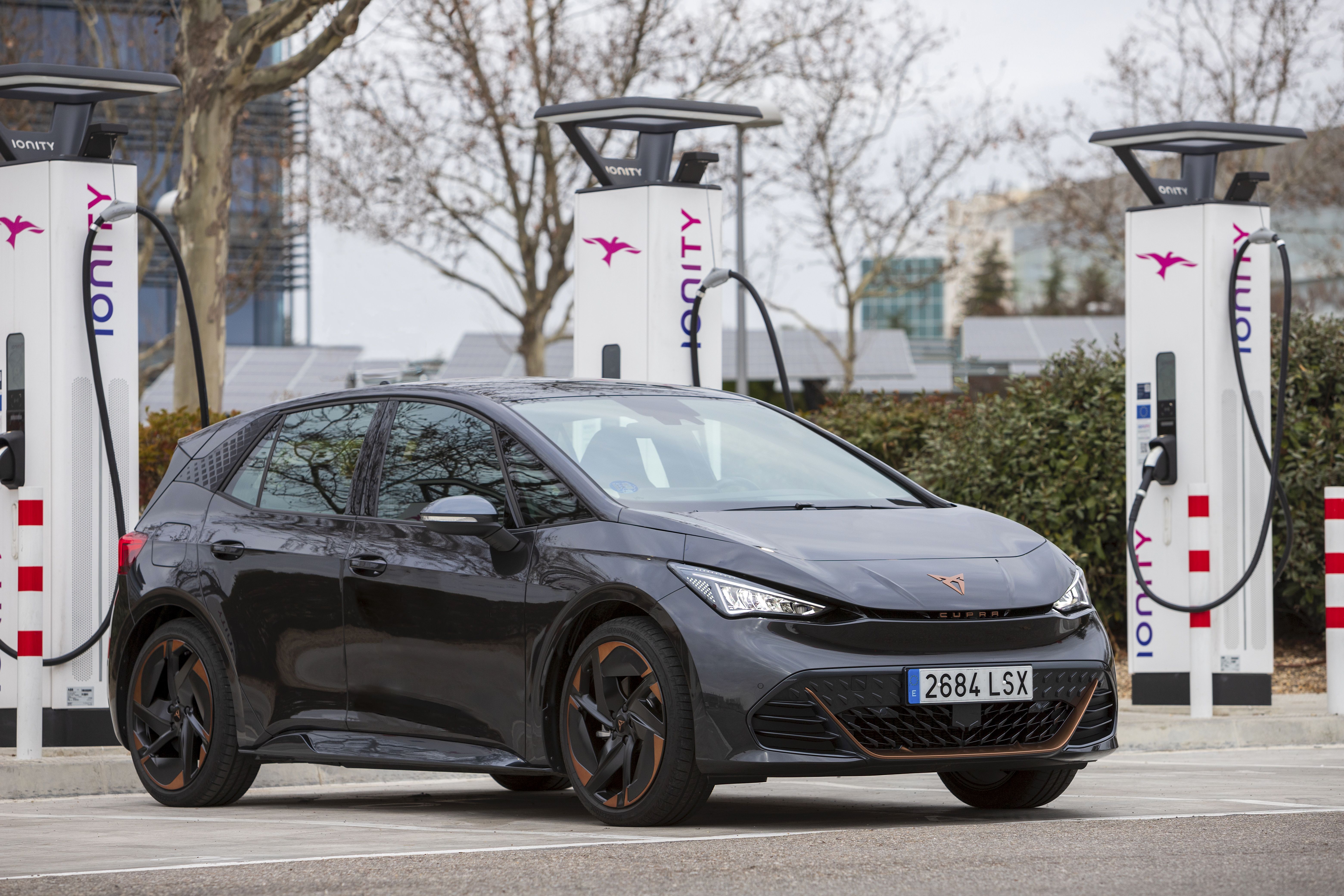 Cupra Born   Recarga Ionity