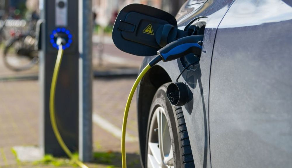 España tiene que duplicar sus puntos de carga en 2023