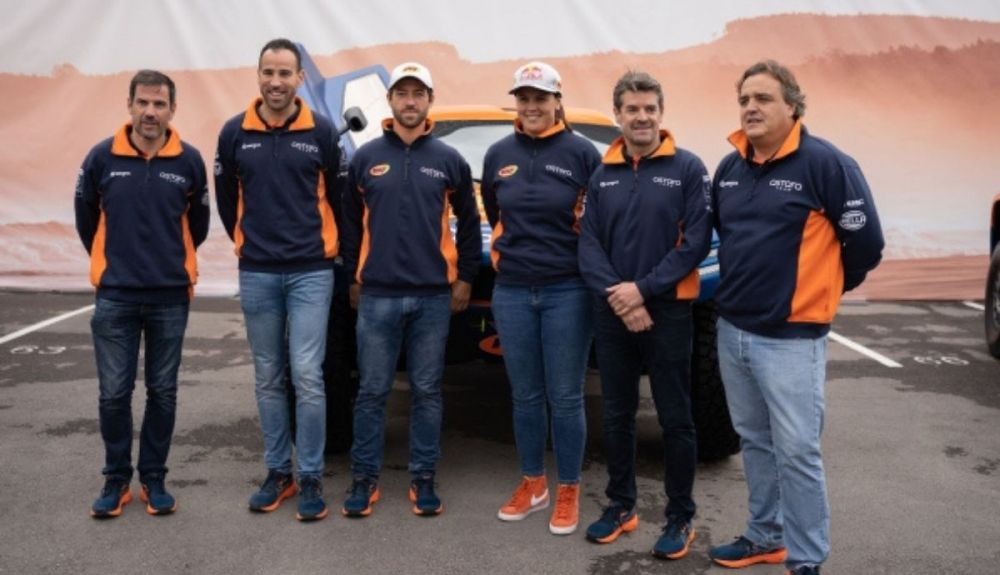 El Astara Team estará liderado por Laia Sanz Maurizio Gerini, Carlos Checa Marc Solà y Óscar Fuertes Diego Vallejo. El Astara Team estará liderado por Laia Sanz Maurizio Gerini, Carlos Checa Marc Solà y Óscar Fuertes Diego Vallejo.