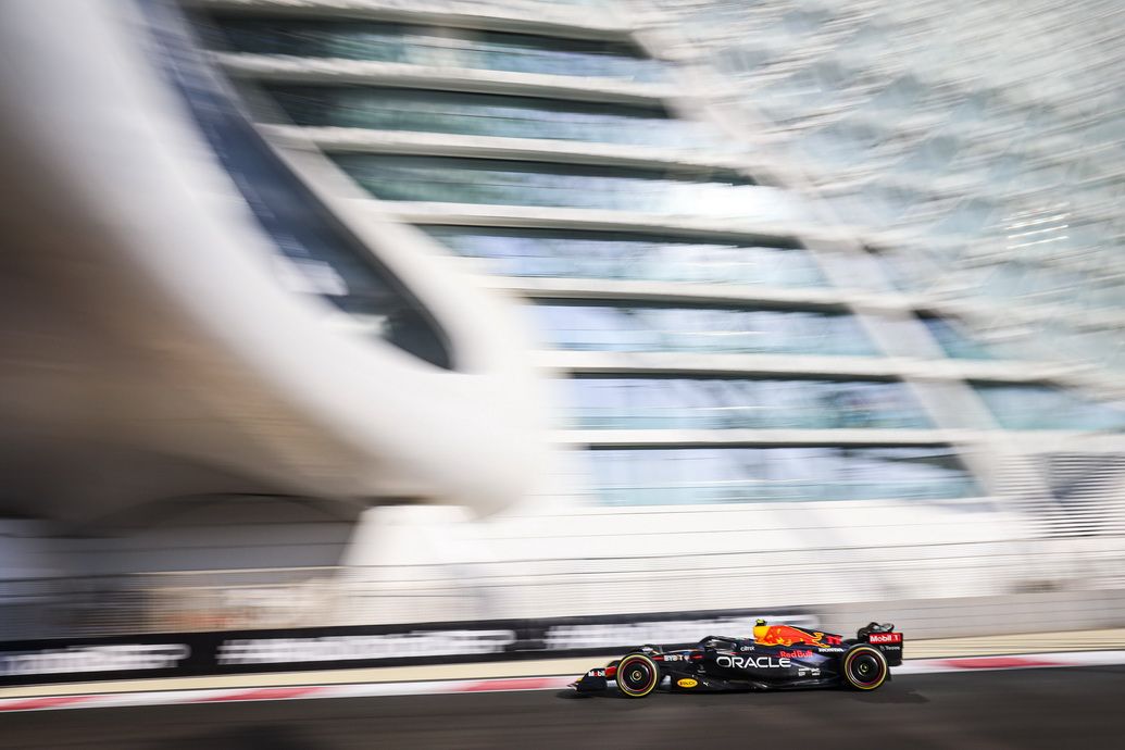 Checo Pérez (Red Bull) fue el más rápido del fin de semana hasta la FP3