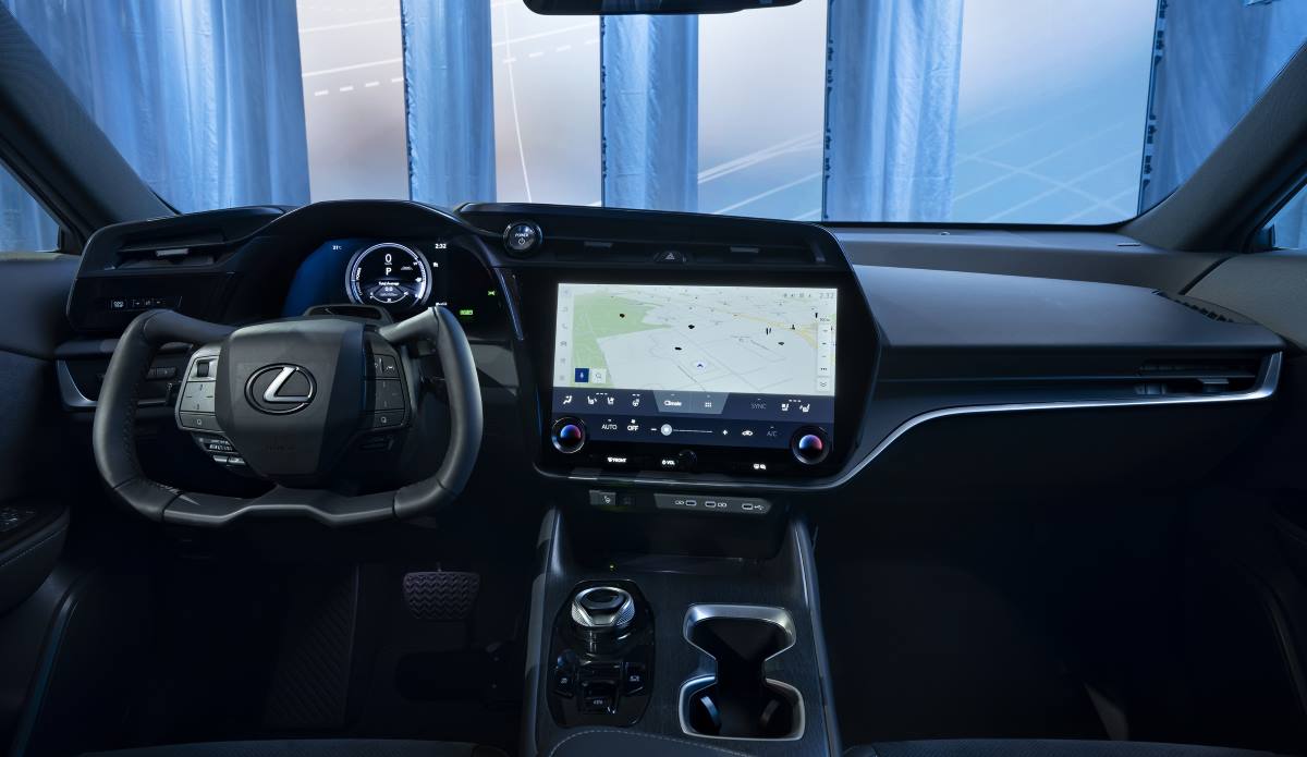 Lexus RZ 450e 6