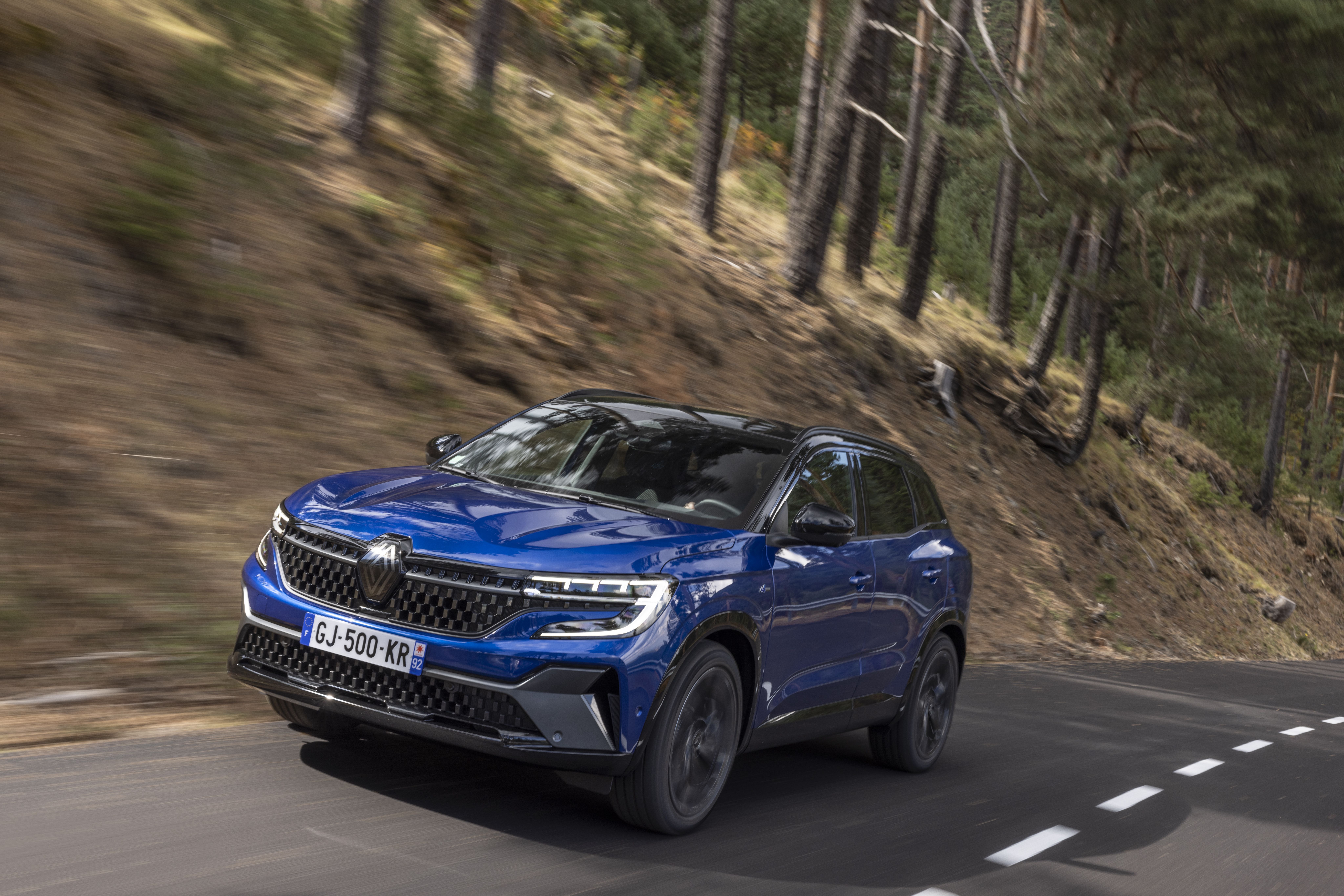 The All New Renault Austral Esprit Alpine E TECH Hybrid   Iron Blue