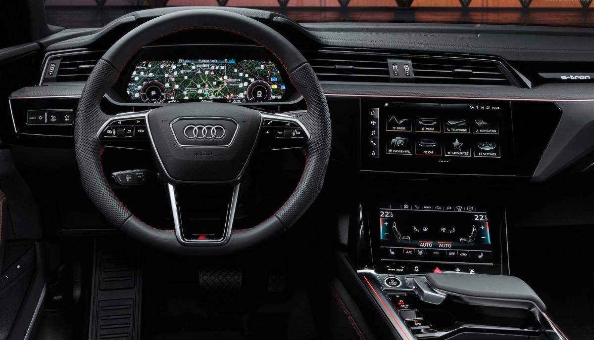 Interior del Q8 e tron 2023 2