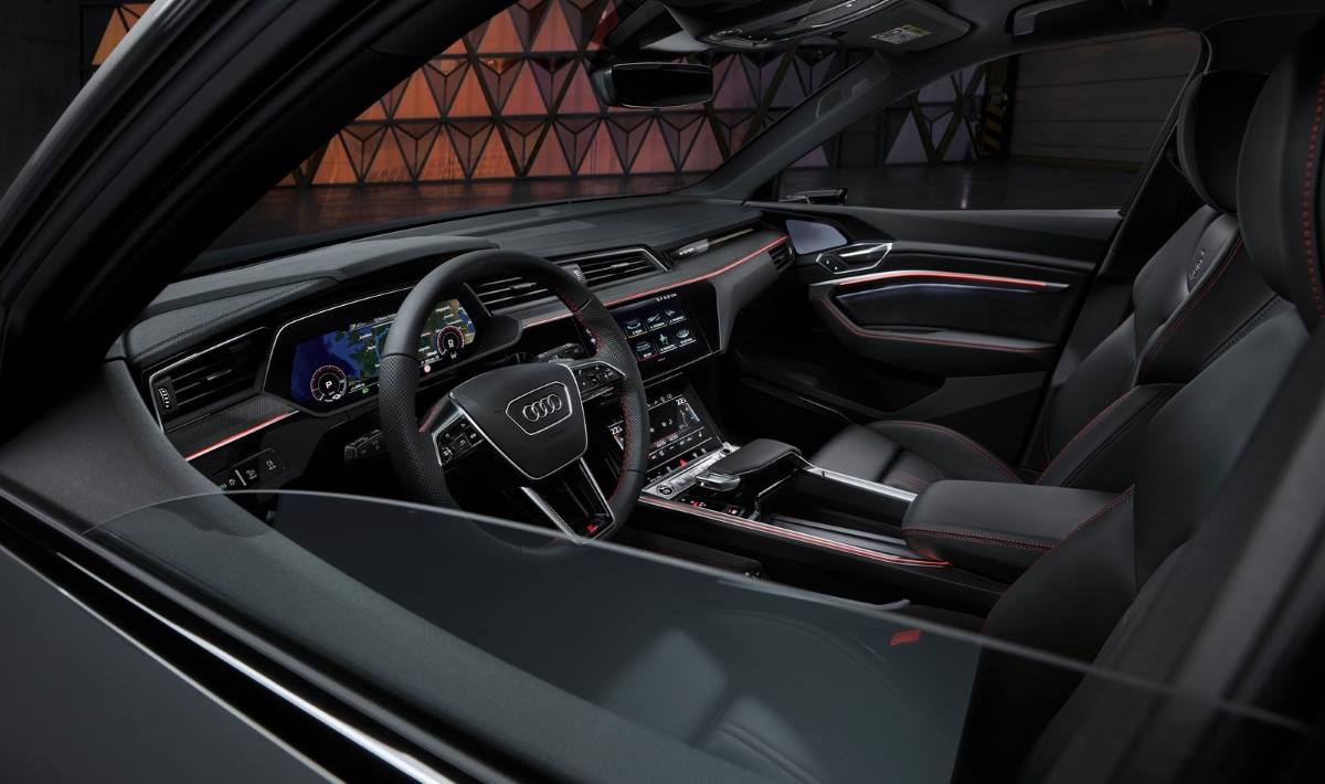 Interior del Q8 e tron 2023 4