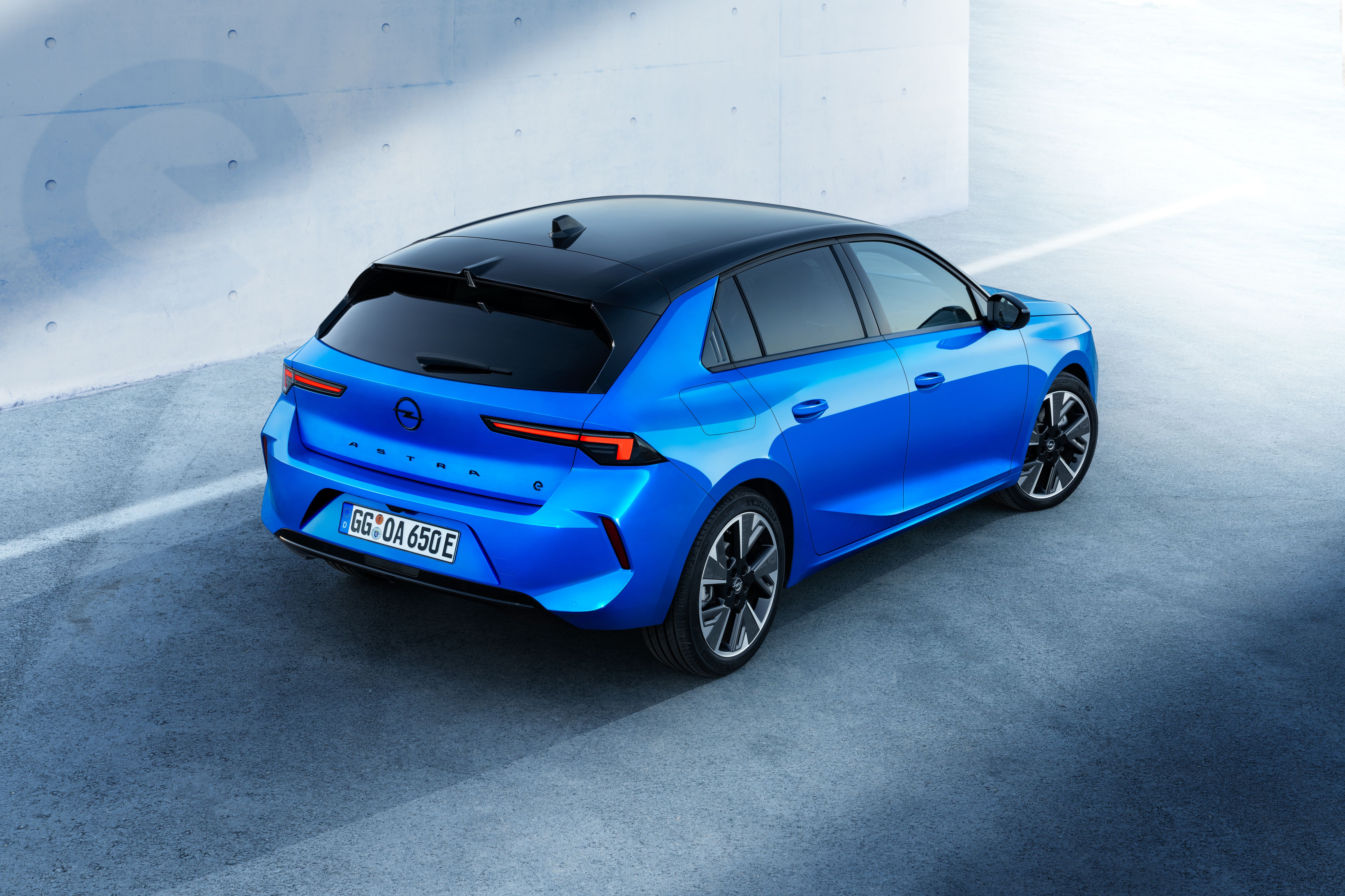 Opel Astra Electric 