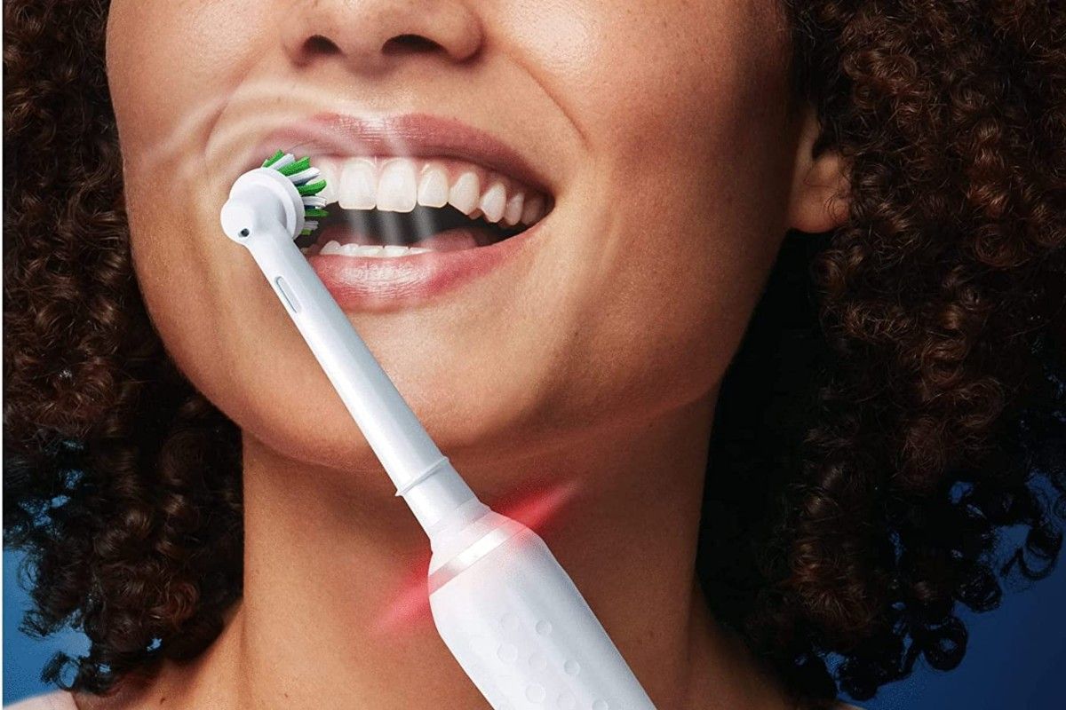 El cepillo de dientes Oral b Pro3 tiene este descuentazo