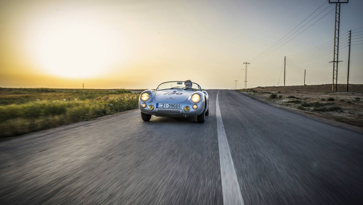 PORSCHE 550 SPYDER REPLICA EN EL MAR MUERTO (2)