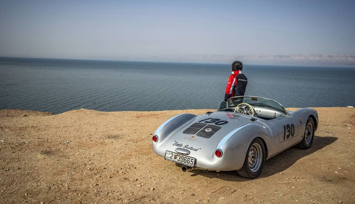 Porsche 550 Spyder réplica por el Mar Muerto