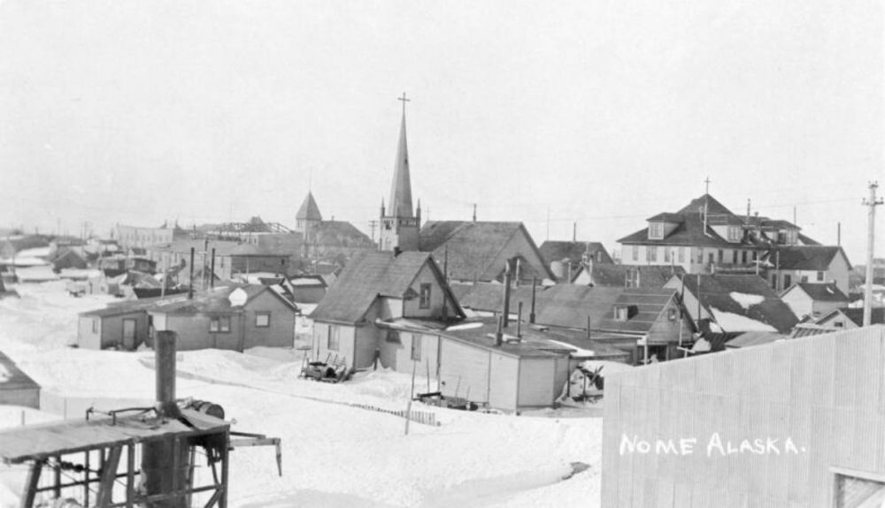 Los residentes de Nome, en Alaska, se enfrentaron a una horrible epidemia de difteria. Los residentes de Nome, en Alaska, se enfrentaron a una horrible epidemia de difteria.