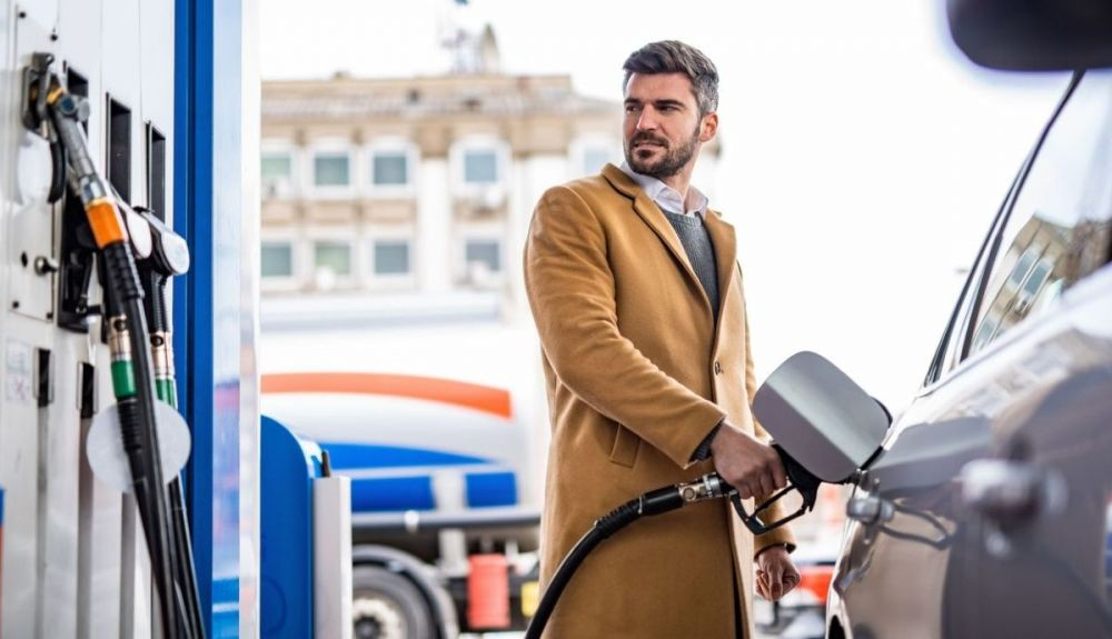 Todos los surtidores están homologados y calibrados de fábrica. Luego se controlan anualmente Todos los surtidores están homologados y calibrados de fábrica. Luego se controlan anualmente