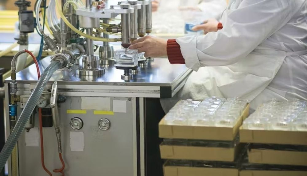 Las fragancias no solo se usan en cosmética y perfumería, sino también en las industrias alimentaria, química, agrícola, tabacalera y farmacéutica. Las fragancias no solo se usan en cosmética y perfumería, sino también en las industrias alimentaria, química, agrícola, tabacalera y farmacéutica.