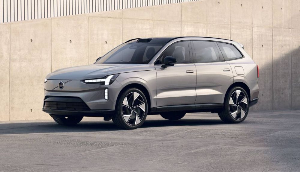 Volvo EX90 (6)