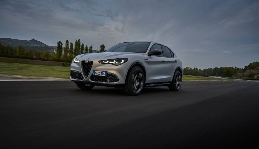 ALFA ROMEO STELVIO 2023 2