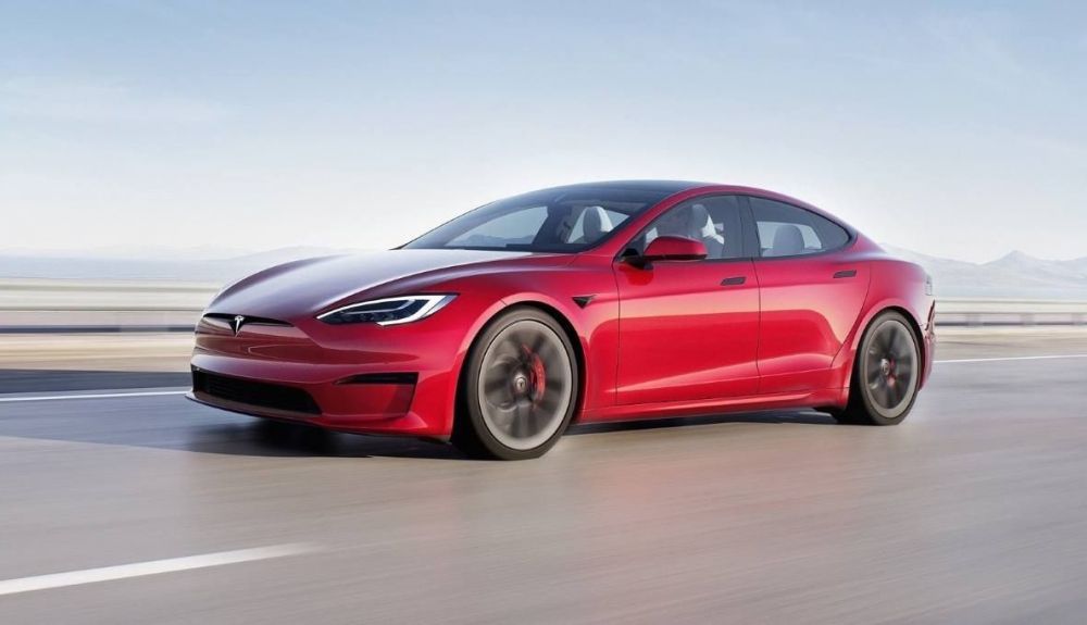 tesla model s 2021 1600 01 1 1000x575