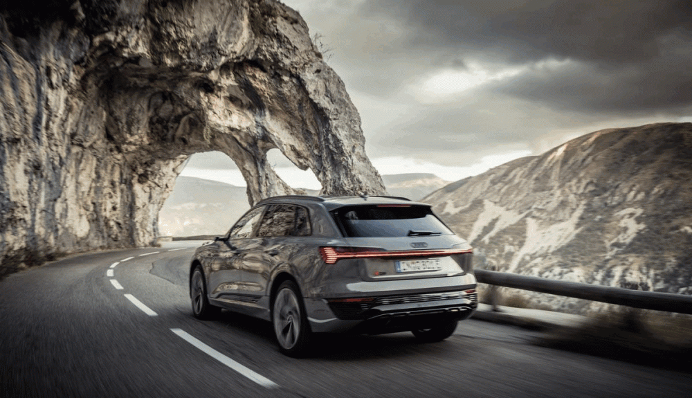 audi q8 e tron 2023 1 1000x575