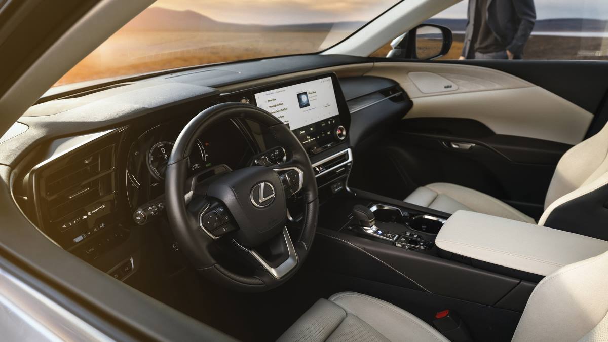 Lexus RX 2023 9