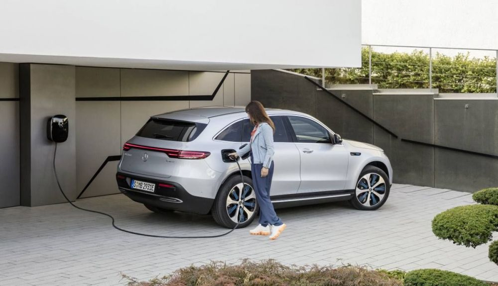 El coche eléctrico puro mantiene el 53% de su valor 36 meses después de su primera matriculación