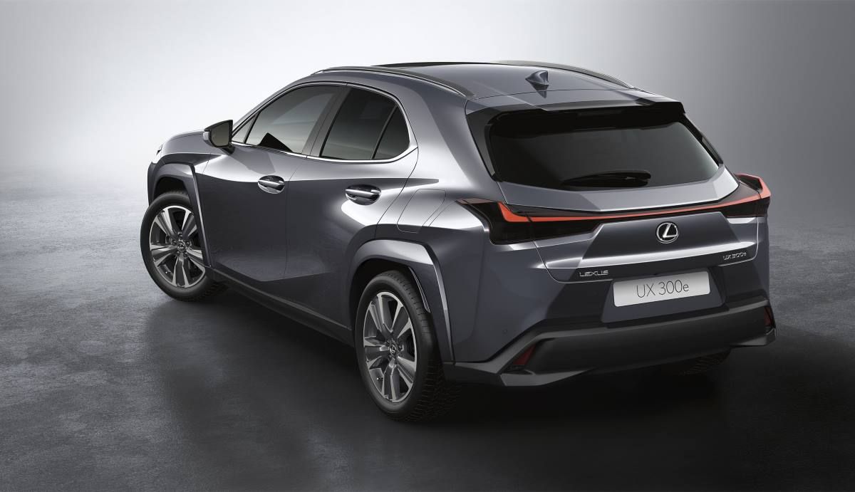 Lexus UX 300e 2023 3
