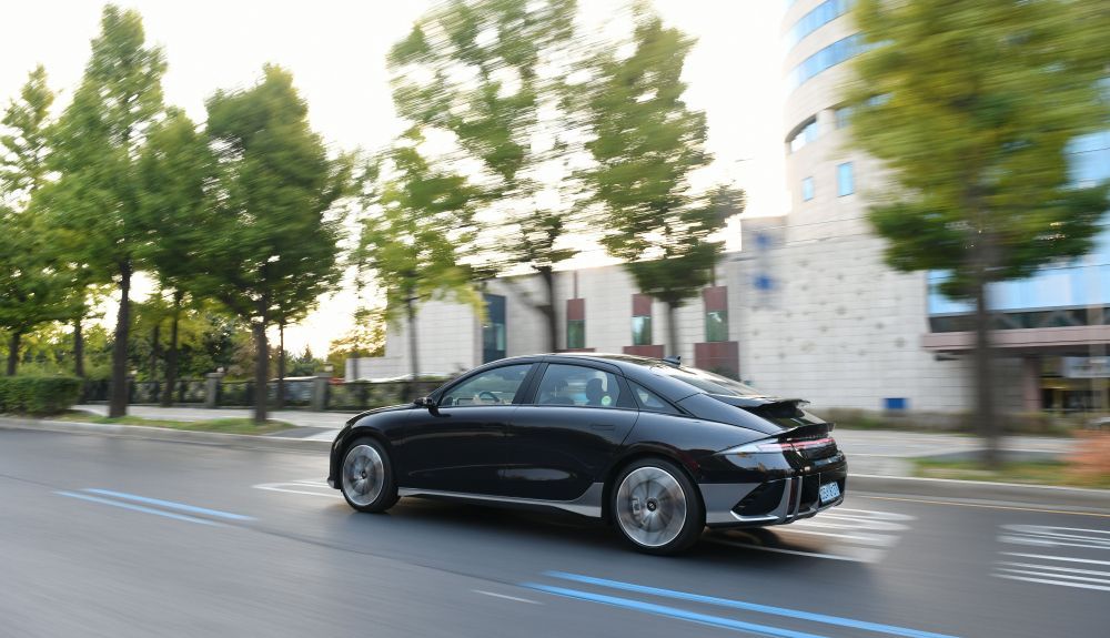 ioniq 6 61 1 1000x575