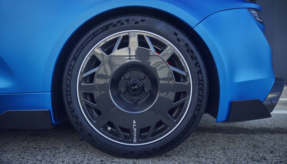 ALPINE A110R DETAILS 7