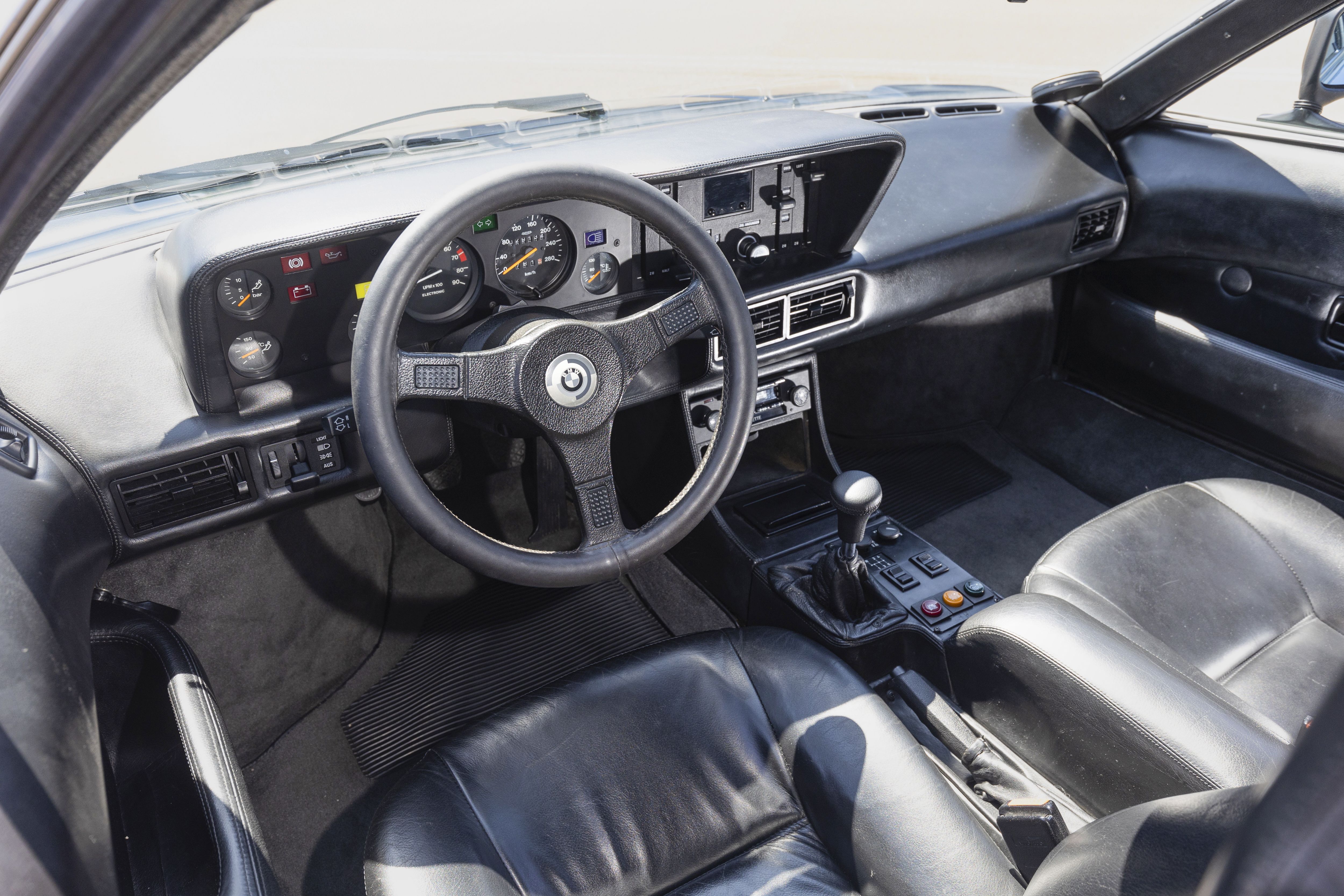BMW M1