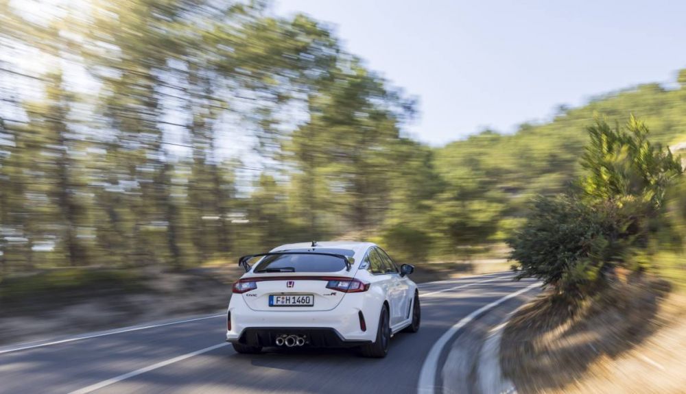 honda civic type r 2023 7 1 1000x575