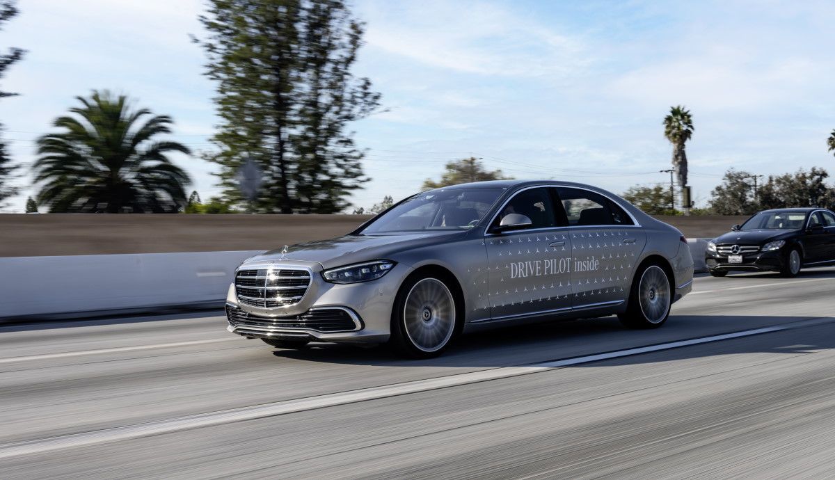 Mercedes ya ha llegado con este coche al nivel 3 de autonomía