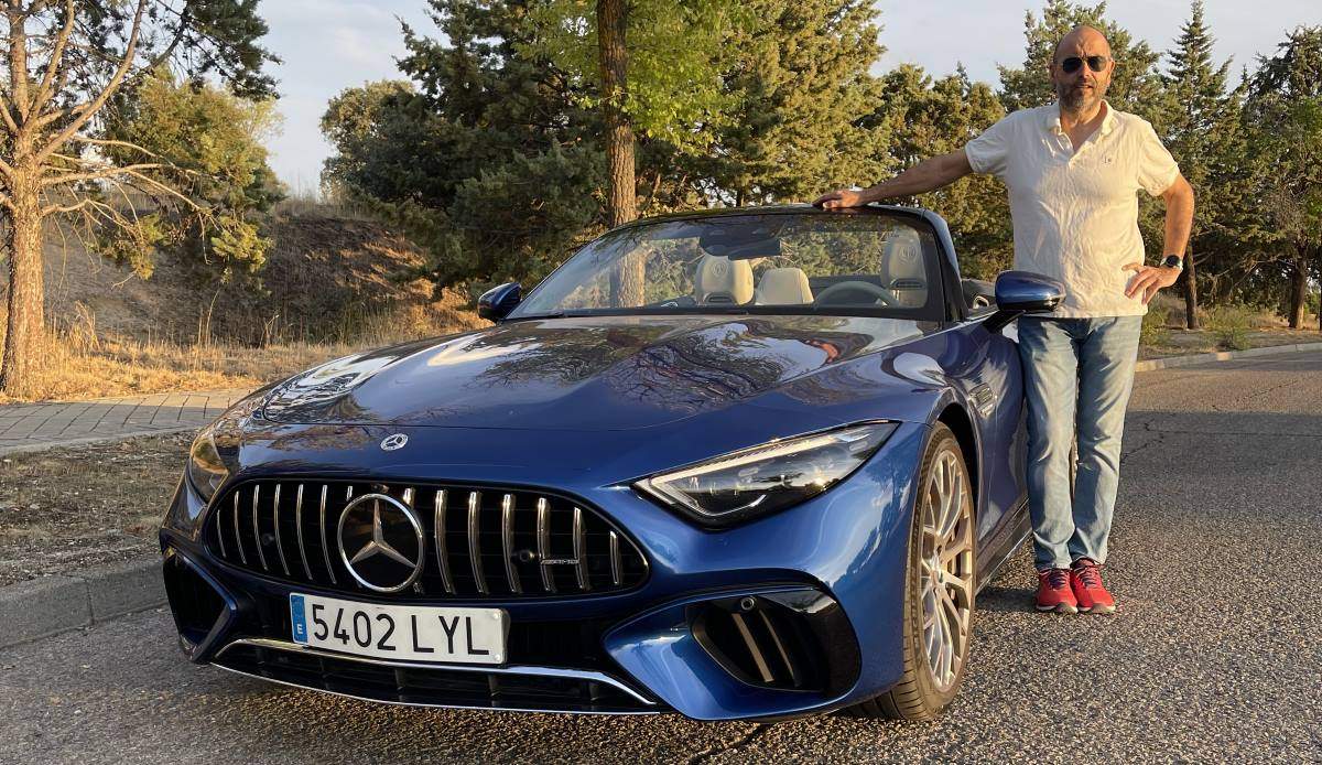 Mercedes AMG SL 63 13