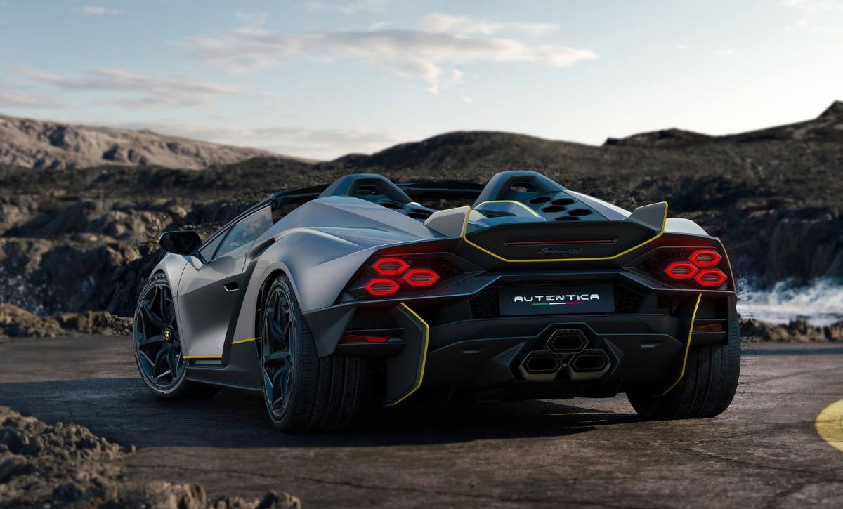 Lamborghini Autentica 5