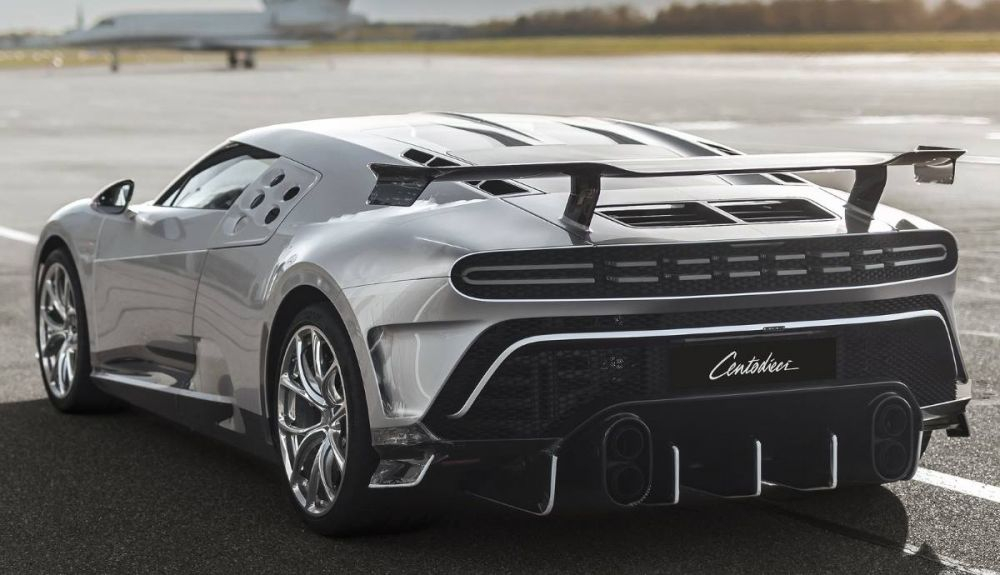 Bugatti Centodieci 2
