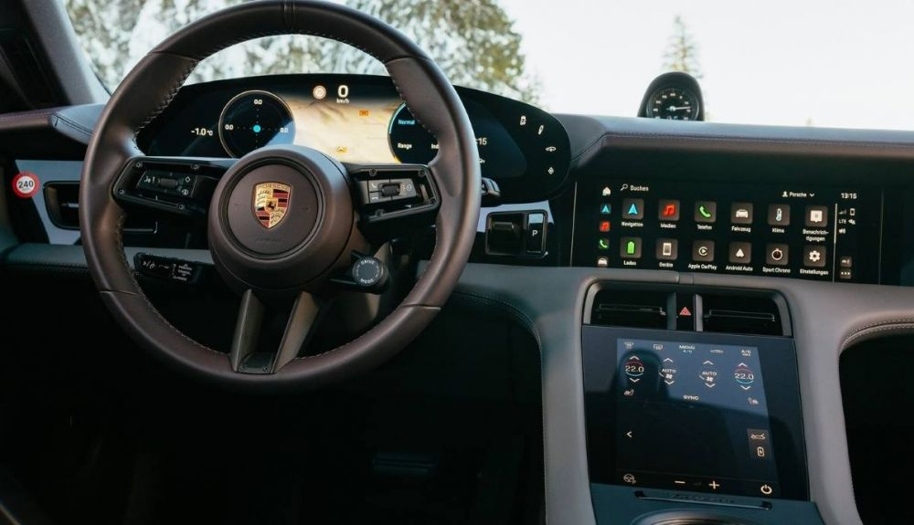 Interior del Porsche Taycan Sport Turismo Interior del Porsche Taycan Sport Turismo