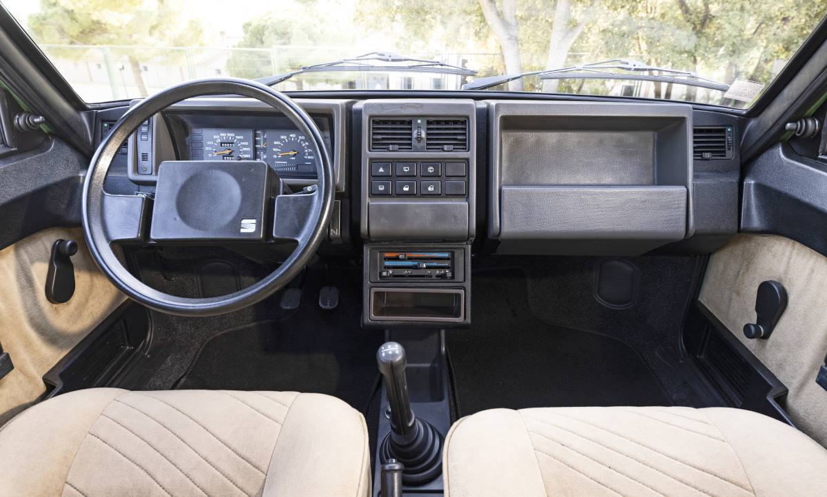 Seat Ronda 310