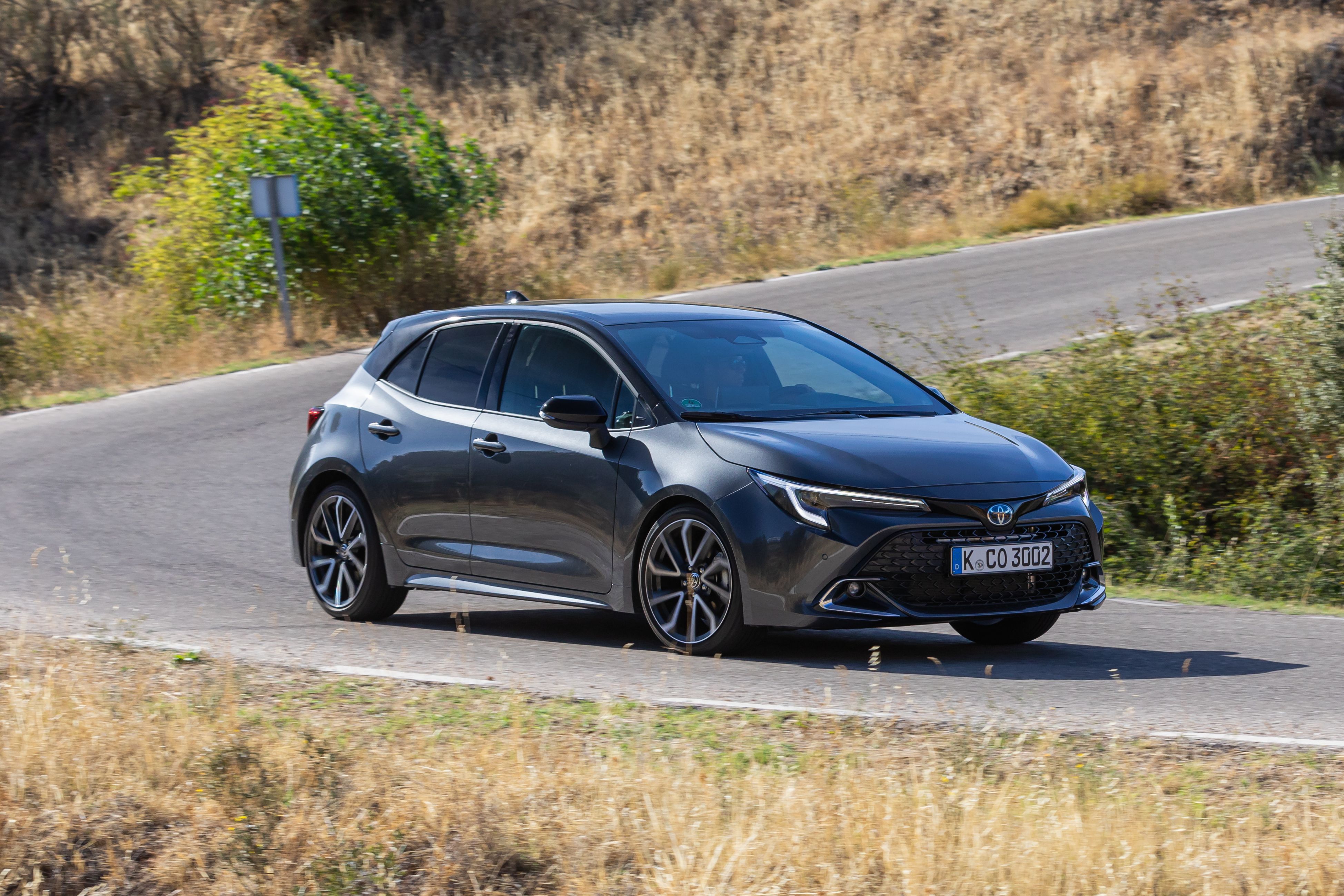 Toyota Corolla 140H, el coche ECO barato y más vendido que puedes conseguir con 1.000 € de descuento
