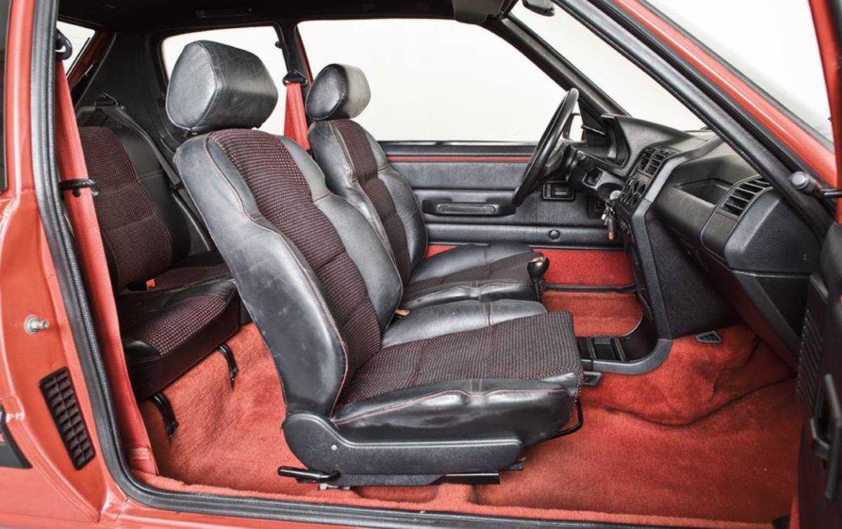 Peugeot 205 GTI 10