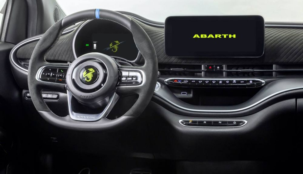Abarth 500e 6