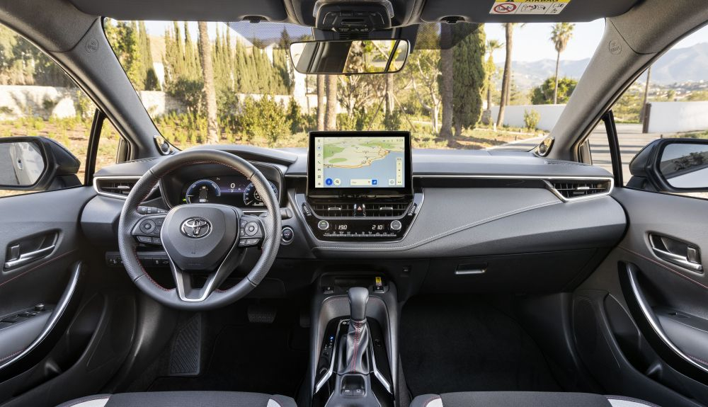 2023   COROLLA TOURING SPORTS DPL 43