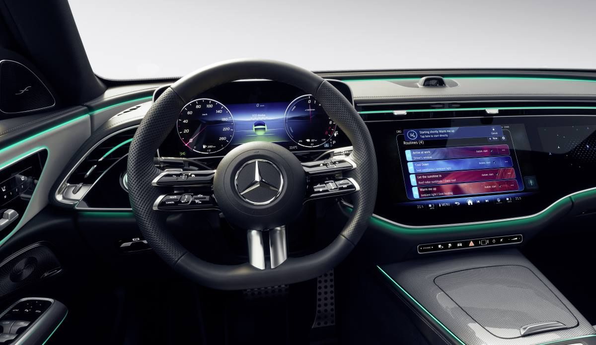 Mercedes Clase E 2023 y su moderno interior 7