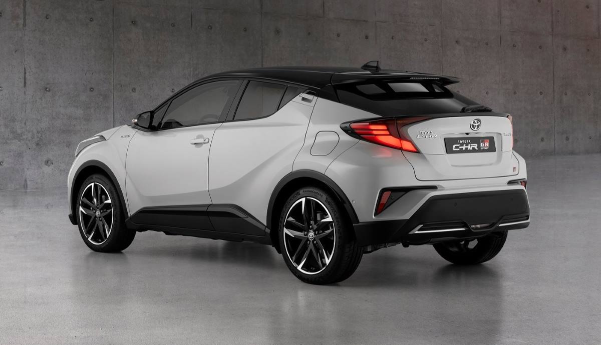 Toyota C HR GR Sport 2
