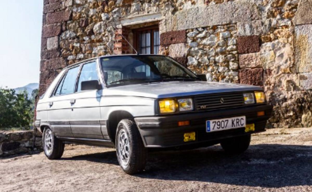Renault 11 TXE Electronic2