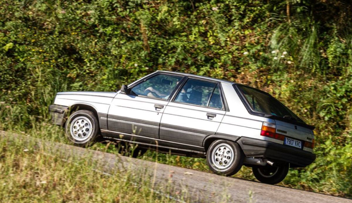 Renault 11 TXE Electronic3