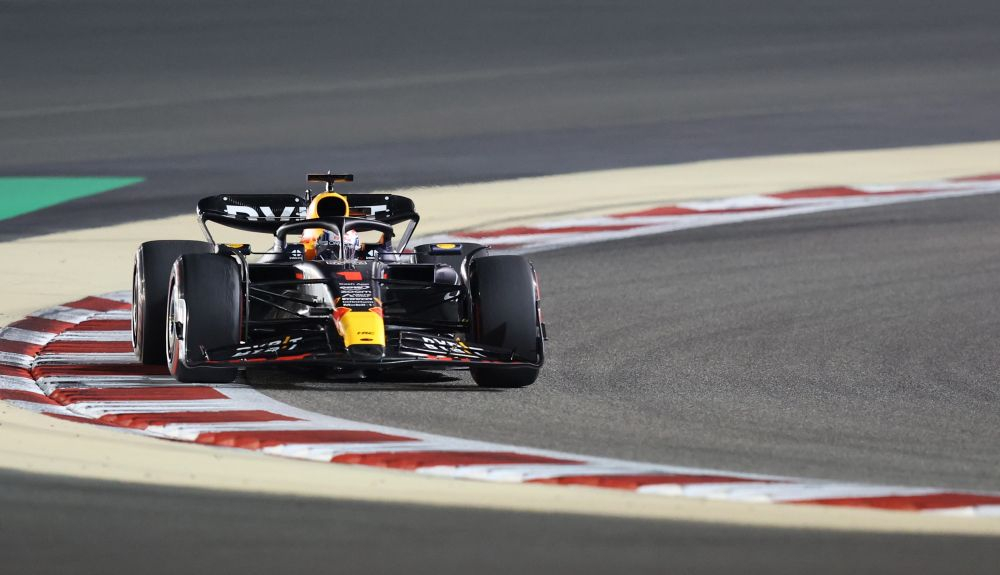 Verstappen gana en Baréin por delante de 'Checo' y Fernando Alonso; Carlos Sainz, cuarto Verstappen gana en Baréin por delante de 'Checo' y Fernando Alonso; Carlos Sainz, cuarto