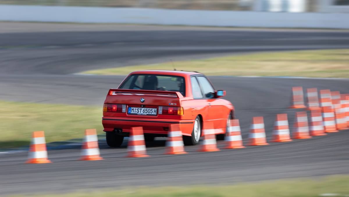 BMW M3 E30 (4)