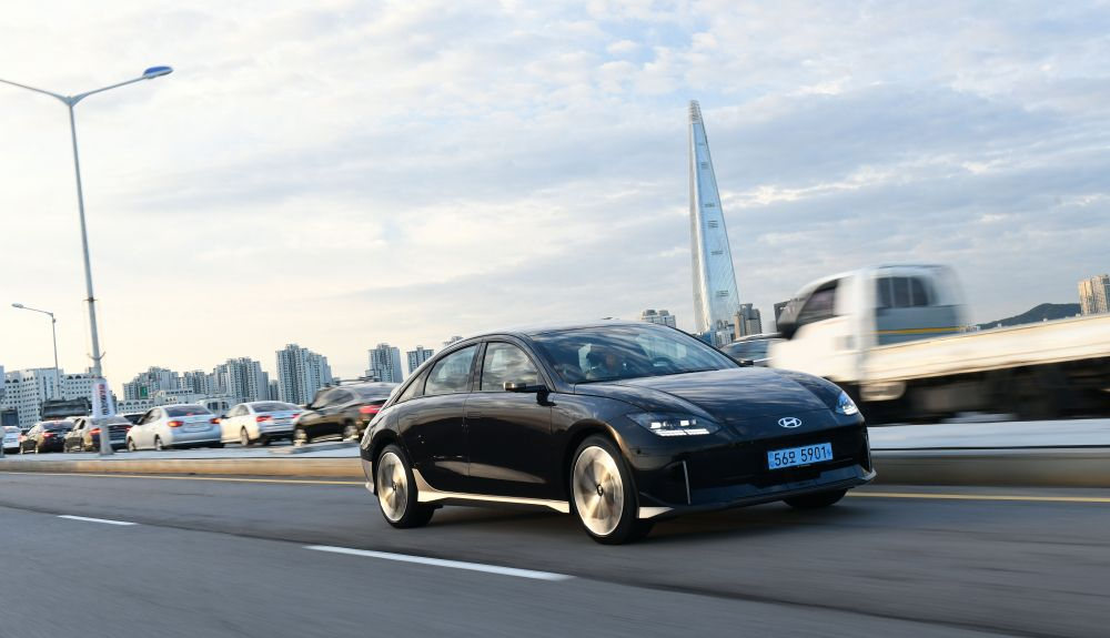 Hyundai Ioniq 6 Hyundai Ioniq 6