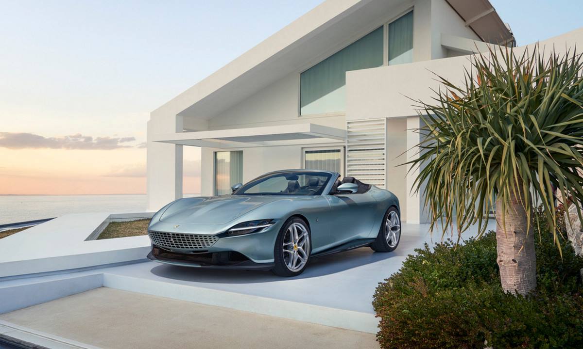 Ferrari Roma Spider 2