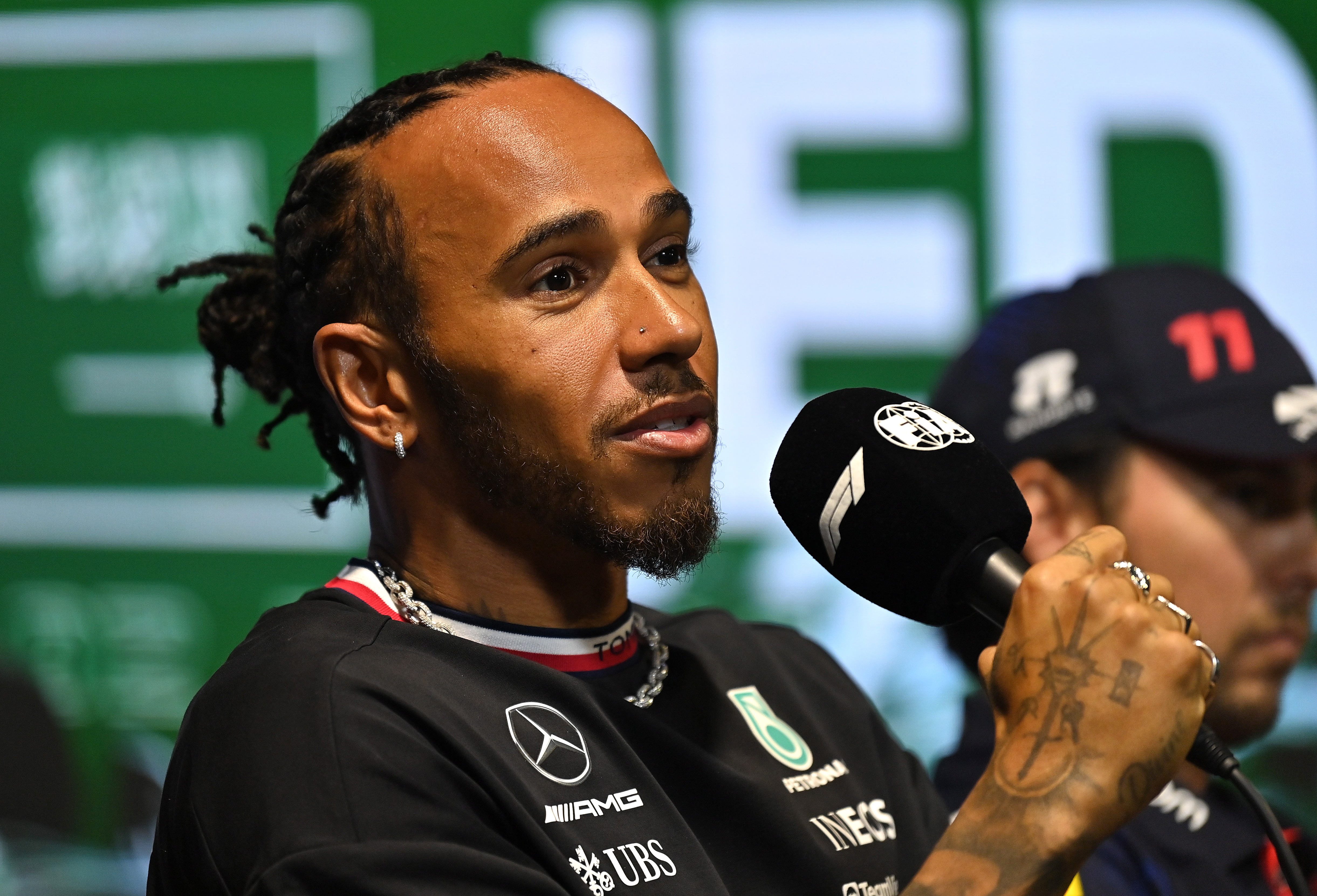 Lewis Hamilton: "Mercedes es mi familia y no pienso irme a ningún otro sitio"