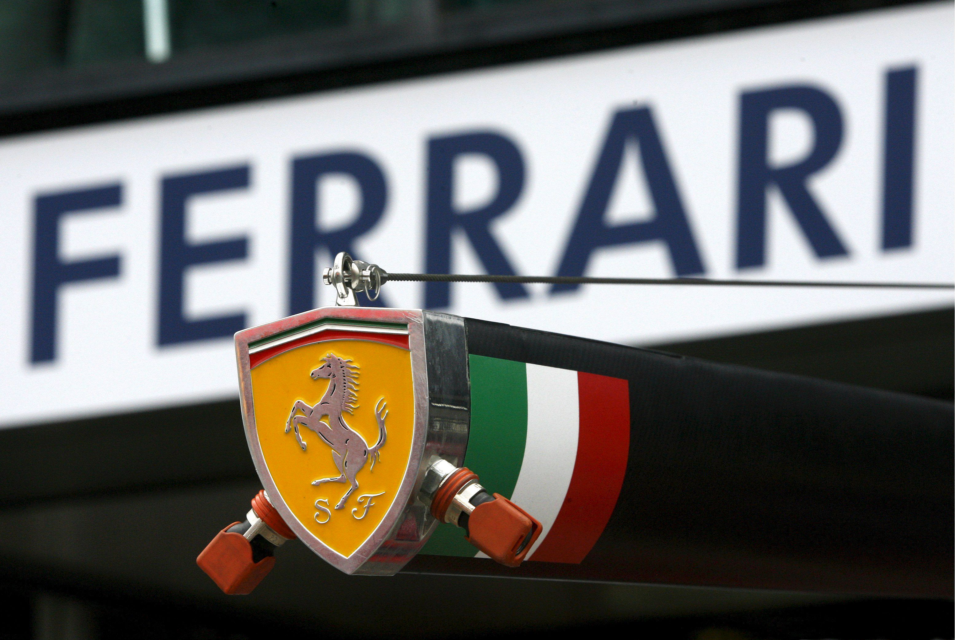¡Chantaje! Piratas informáticos piden un rescate a Ferrari tras robar datos de sus clientes