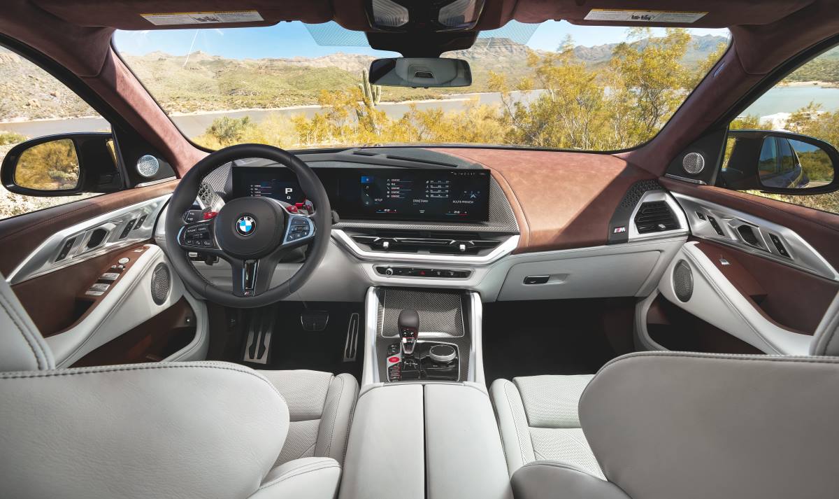 BMW XM 2023 1