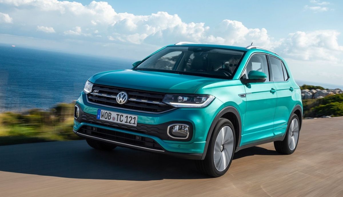 Volkswagen da un giro radical y anuncia nuevos coches híbridos como plan para superar la Euro 7