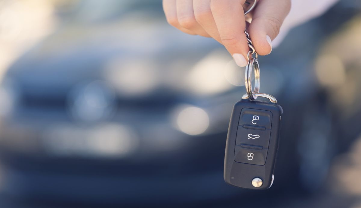 Así puedes saber si el coche que compras de segunda mano ha tenido fallos o defectos graves
