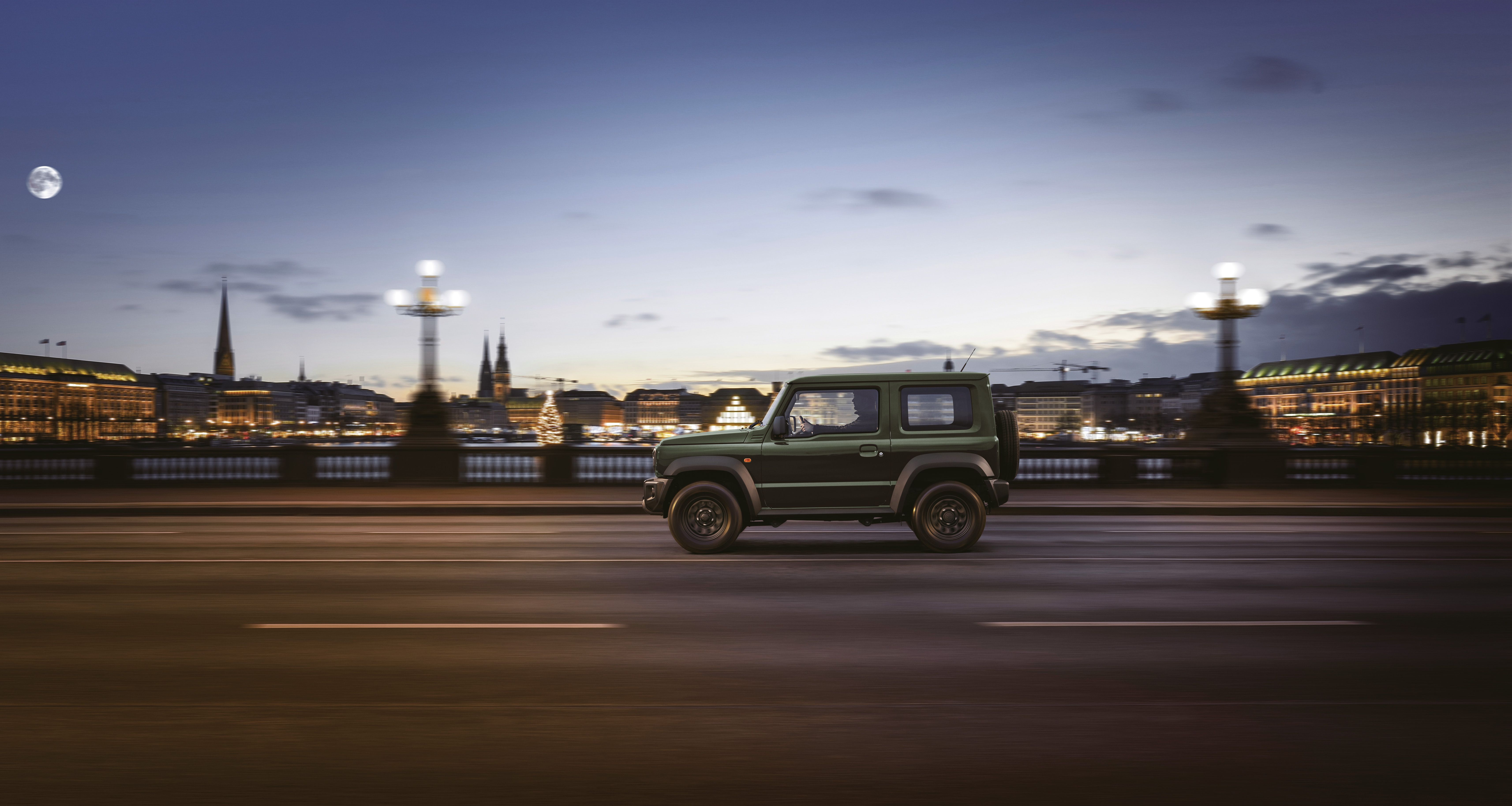 Suzuki, la marca de referencia en coches y SUV 4x4